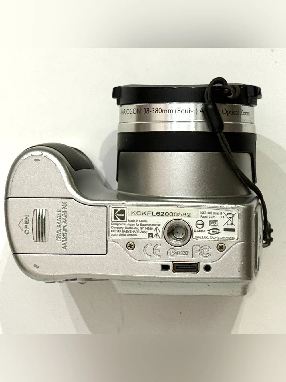 Kodak EasyShare Z650 6.1MP 10x Zoom Digital Camera AS-IS Parts Repair